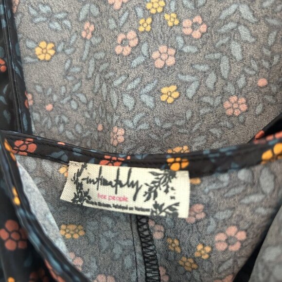 Free People, Small, halter with tie in the back - Picture 4 of 4